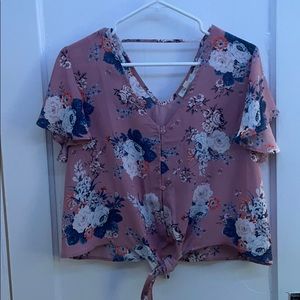 Shortsleeve blouse